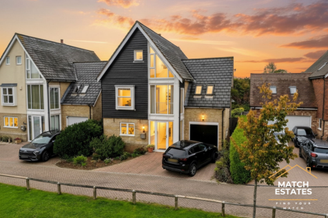 Paxton Avenue, Hawkinge, Kent