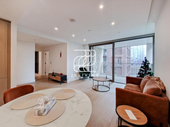 Salisbury House, SW11 4FX
