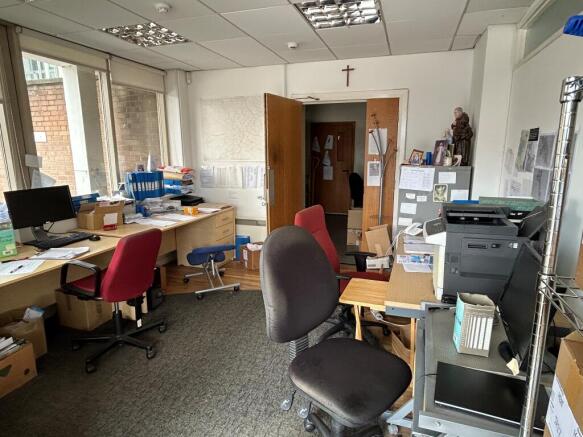 Office 2 T202507251031.jpg