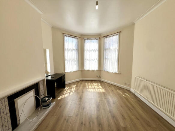 An extremely spacious Ground Floor Double Room in