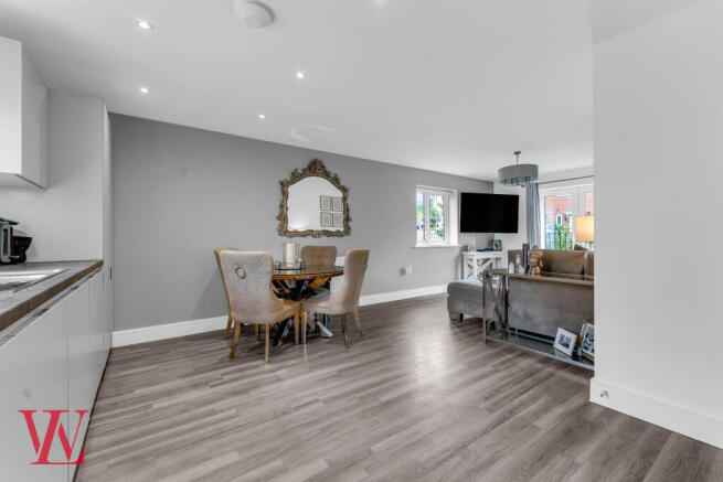 Living / Dining / Kitchen