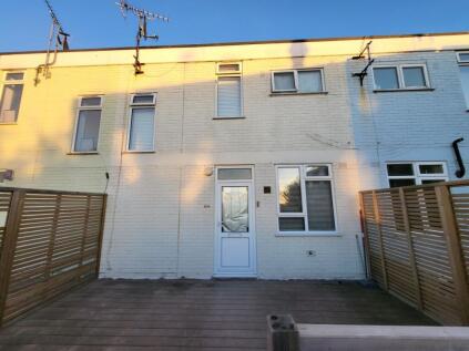 6A Golden Cross Parade, Ashingdon Road, Rochford, Essex, SS4 1UB