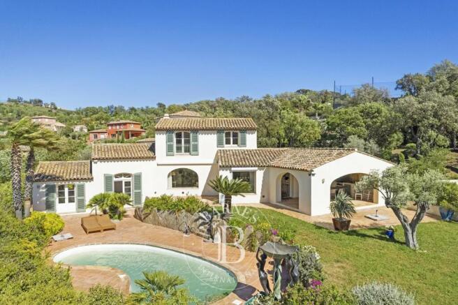 PROVENCAL CHARM