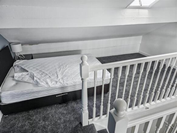 Room 4 op 1.jpg