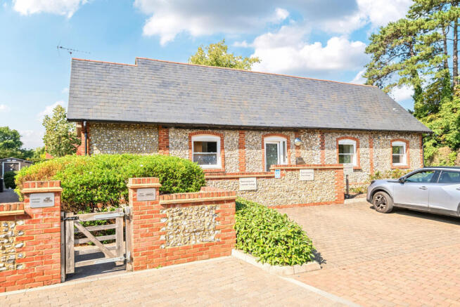 1340144-3-689a030...