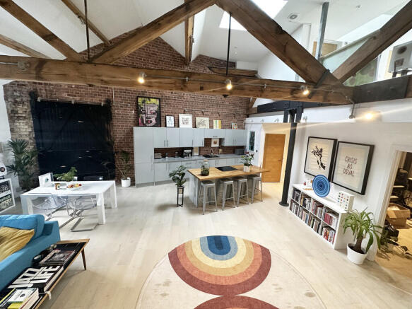 APT 7 KITCHEN LIV...