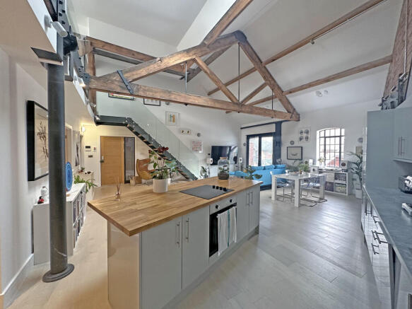 APT 7 KITCHEN LIV...