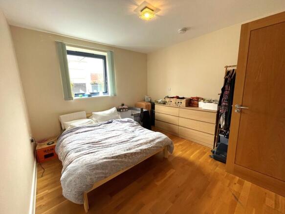 bed 1