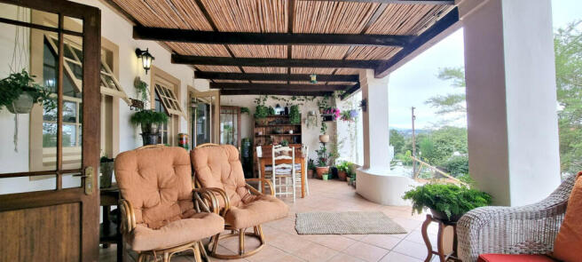 UNDERCOVER PATIO