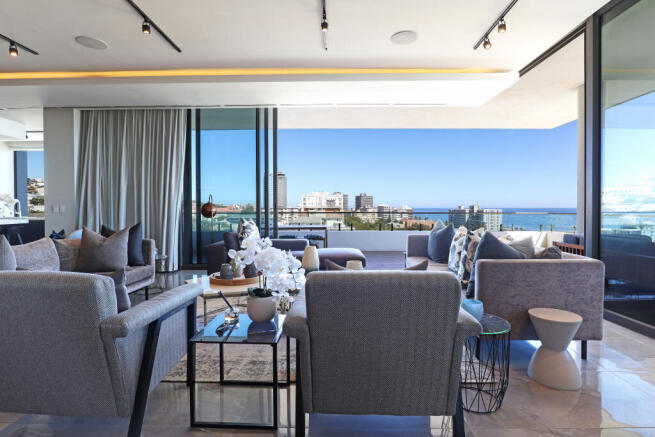 Formal Lounge