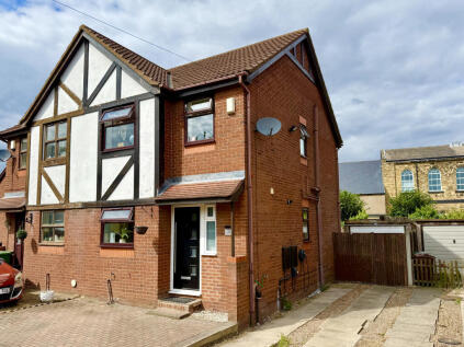 Valentine Mews, Lofthouse, Wakefield, West Yorkshire