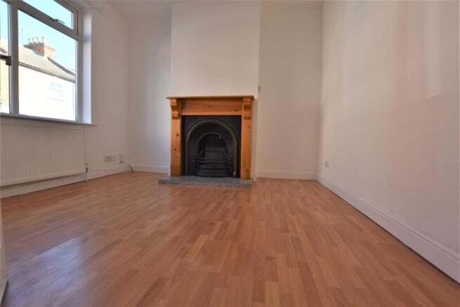 41 Queens rd back front bedroom.JPG