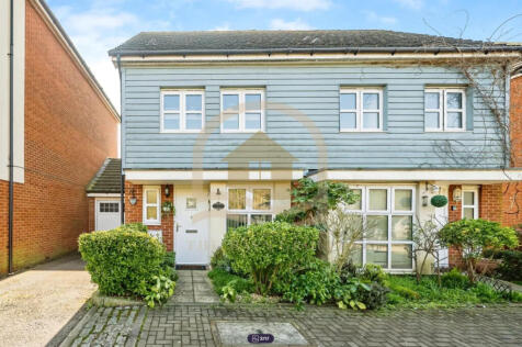 Graylands Close, Slough, Berkshire, SL1