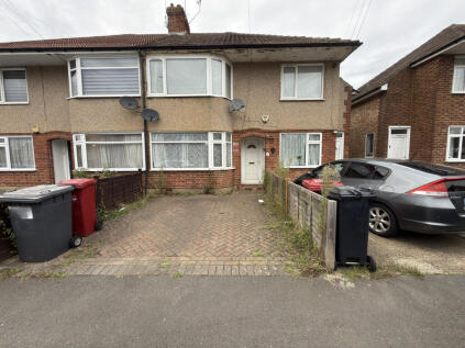 Northcroft,  Slough, SL2