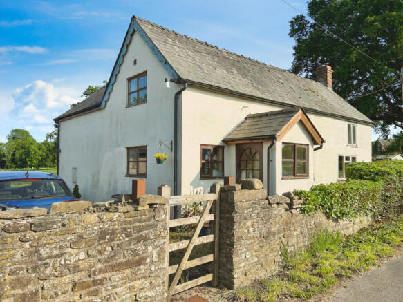 Detached Cottage in rural village