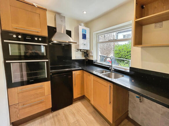Grade II Listed Terraced Cottage