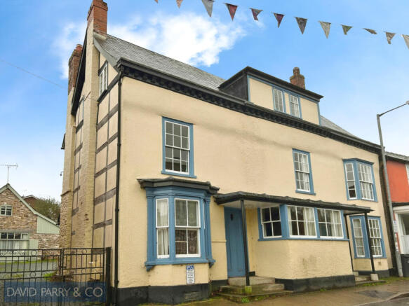 Grade II Listed Residence