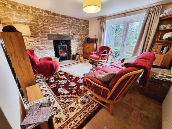 4 Bedroom Property with Land