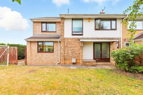 Springhill Avenue, Crofton, Wakefield, WF4