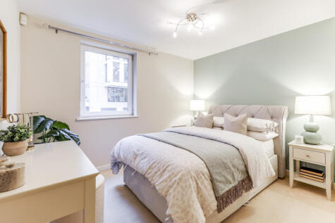 Warren Close, Cambridge, CB2