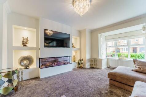 Redhill Walk, Castleford, West Yorkshire, WF10