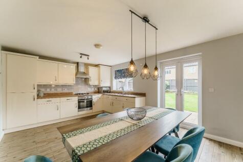 Blenheim Way, Castleford, West Yorkshire, WF10