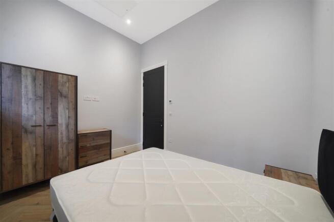 Newall Close - T9A3KK9ETYGnqQcSYLmm.jpg