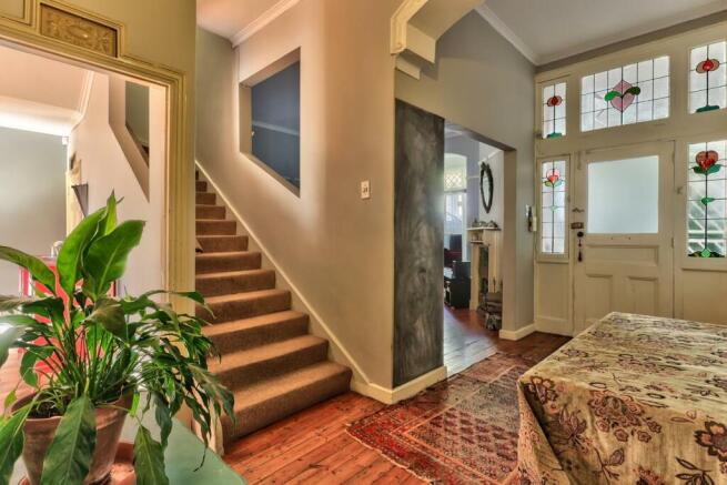 Entrance & stairs