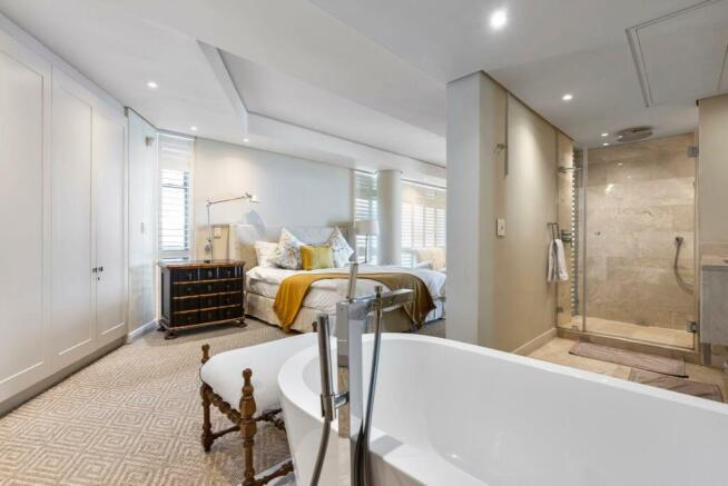 Main bedroom/bathroom