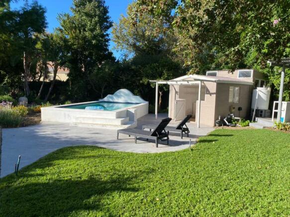 Pool room or potential bar area