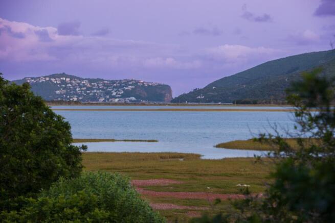 Views right through The Heads