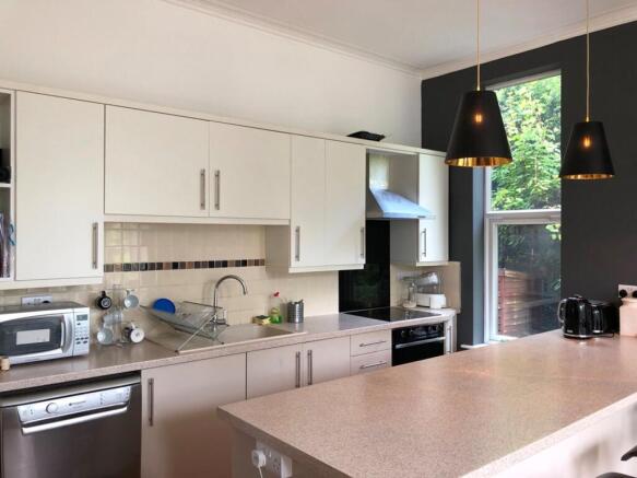 Flat 1 Kitchen