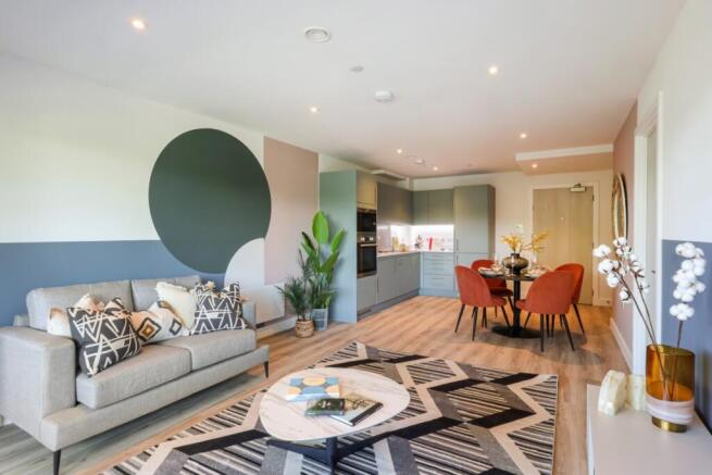 1 bed dining 3