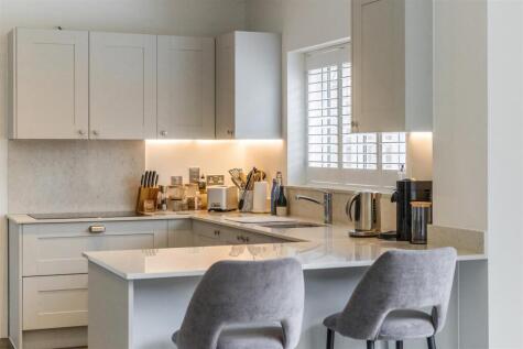 Foxcote Crescent, Nobel park