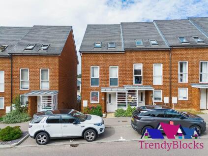 Burroughs Drive, Dartford, Kent, DA1