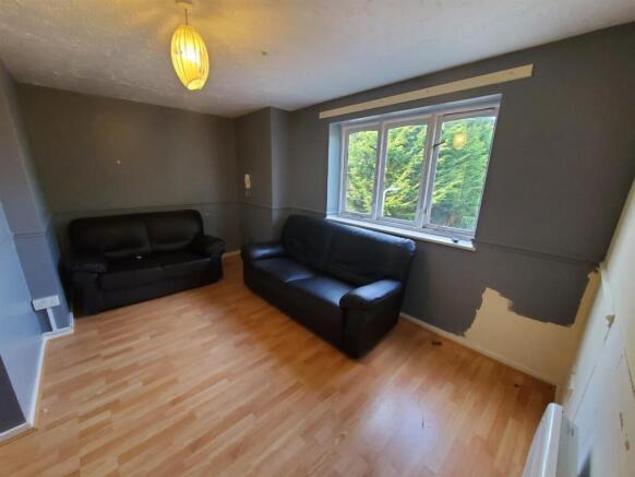 WhatsApp Image 2025-10-15 at 11.46.35 (2).jpeg