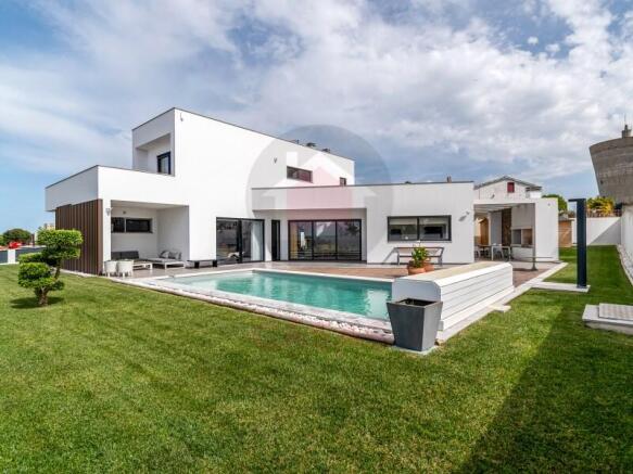 Villa in Nadadouro