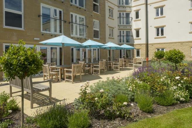 Chesterton Court, Ilkley - Communal Patio Area  