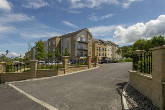 Chesterton Court, Ilkley - Front Exterior  