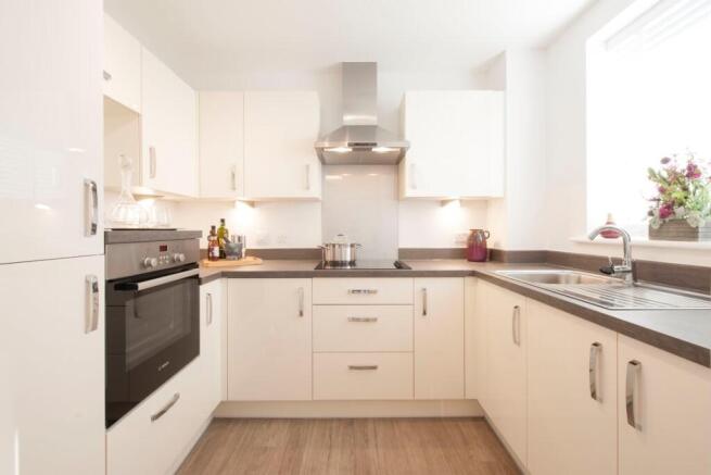 Show Apartment Kitchen