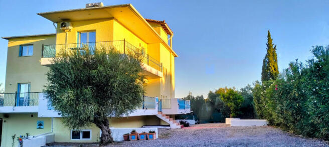 Front villa, sunrise