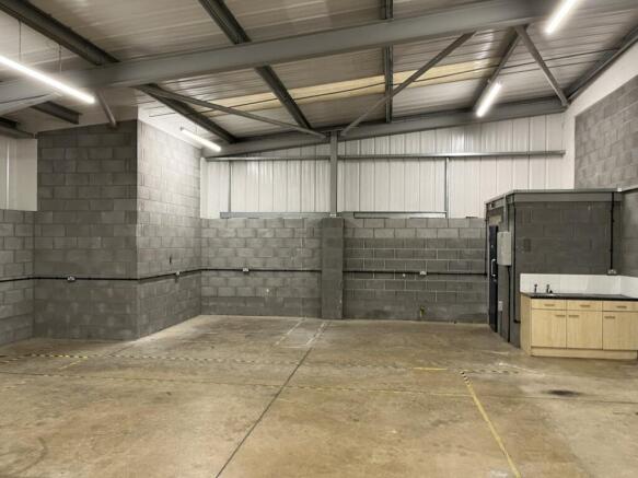 Unit 19  Internal.JPG