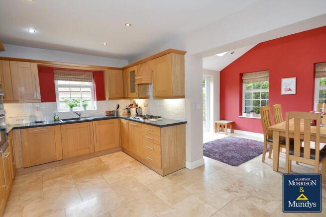 Kitchen-Family Ro...