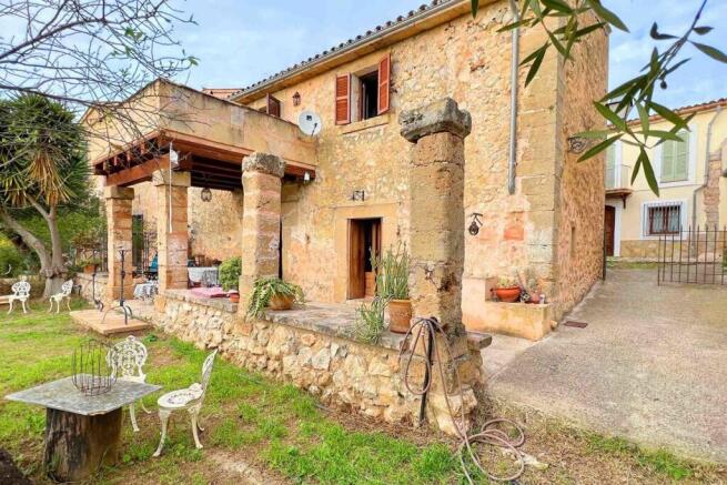 01-Andratx-Dorfhaus im Fincastil-kaufen