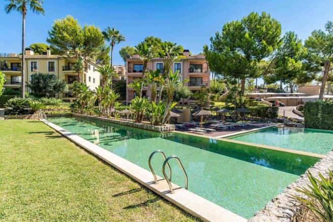 01-camp de mar-Designer-Wohnung mit Privatgarten-kaufen