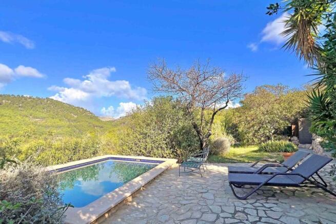 02-Finca-Oase über den Huegeln von Andratx-kaufen-pool