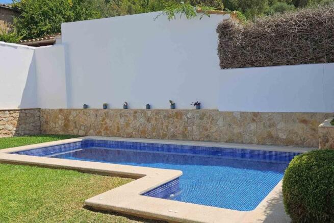 02-s'arraco-Charmantes Stadthaus mit Pool und Weitblick-kaufen-garten