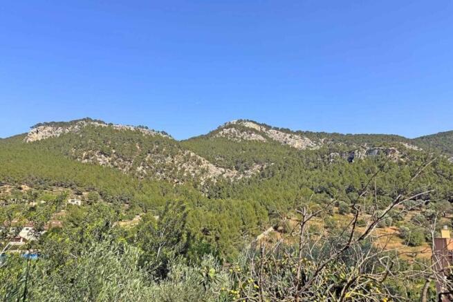 01-andratx-Charmantes Dorfhaus mit mediterranem Gartenparadies und traumhaftem Bergblick-kaufen
