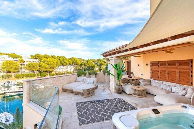 03-club nautico-Maisonette-Wohnung direkt im Yachthafen von Santa Ponsa-kaufen-sofa