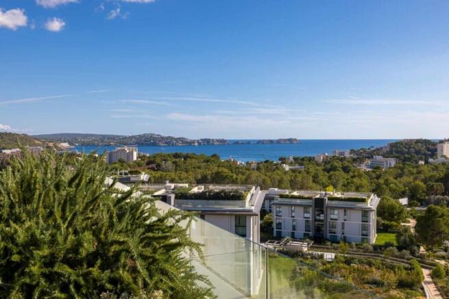 00-paguera-Exklusives Neubau-Penthouse mit Blick ueber die Malgrat Inseln-kaufen-dachterrasse